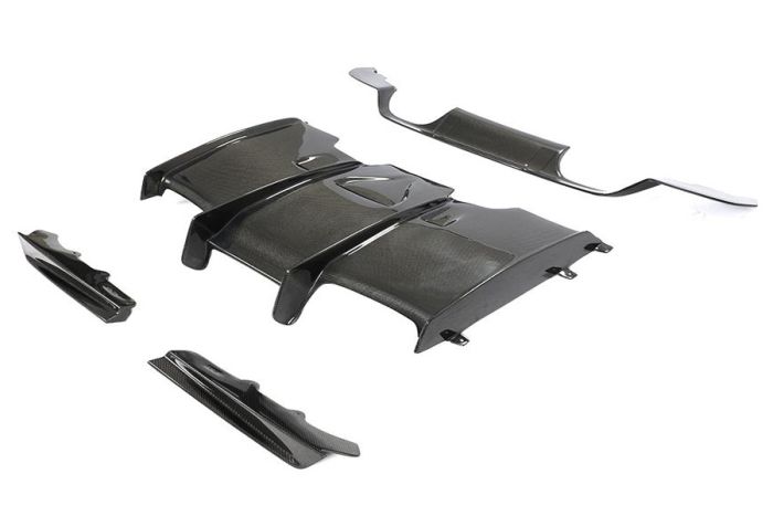 BMW M3/M4 (F80 F82 F83) CARBON FIBRE DIFFUSER - PS STYLE