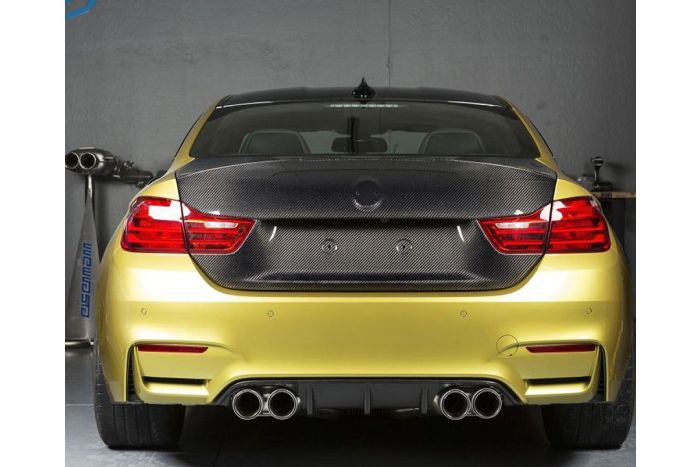 F82 M4 RKP carbon bootlid