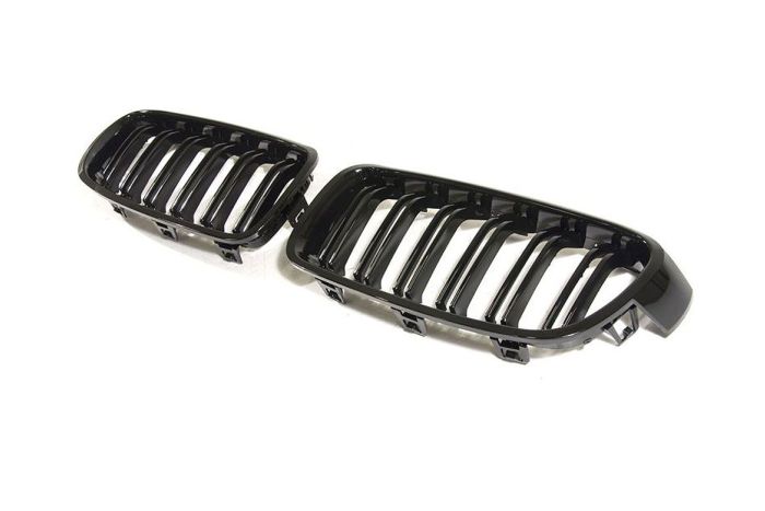 F30/31 gloss black grilles twin slat design