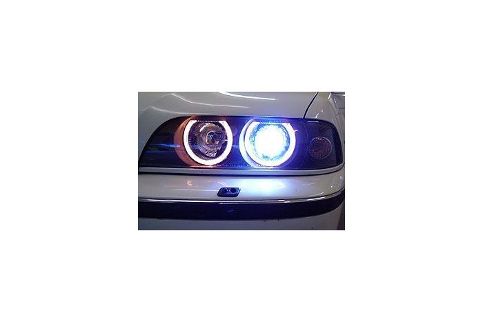 Xenon headlight conversion