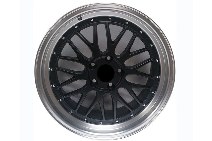 LM Style wheel set with matt black centres